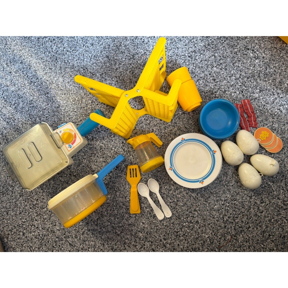 Vintage Fisher Price Kitchen Play Set Dish Rack Blender Plates Food Lot